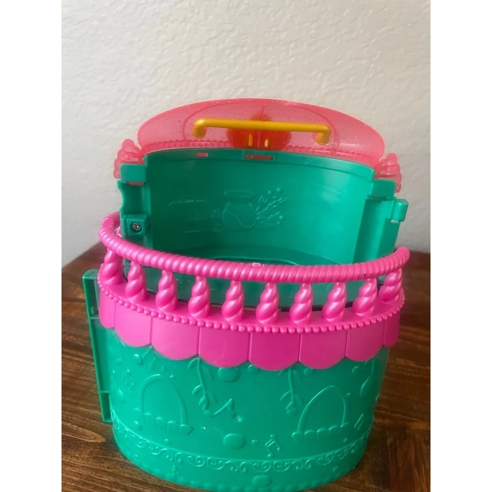 2011 Mattel‎ Polly Pocket
